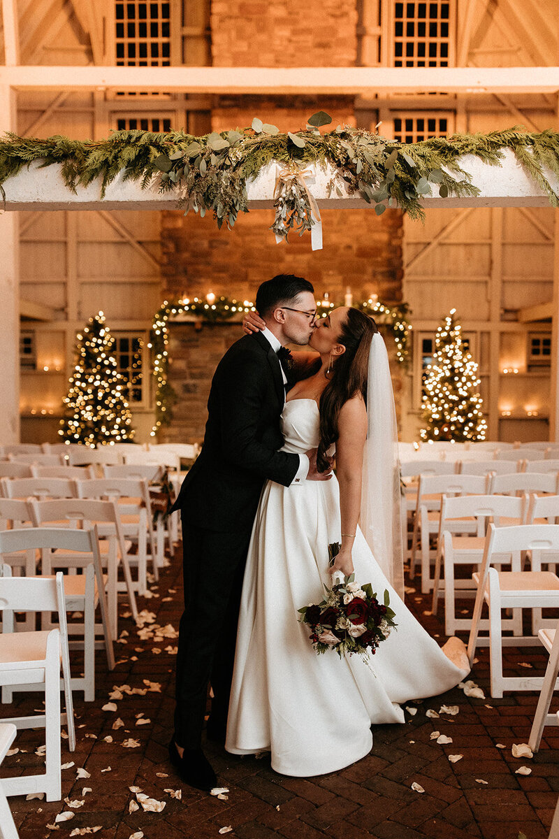 Caitlin_Sean_Wedding_Sneak_Peek_12.1.23-182