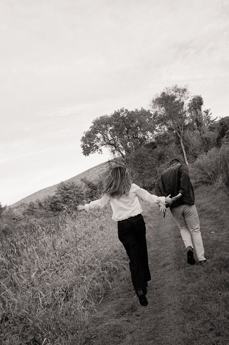 JESSIE + LUCAS engagement _ Film engagement photographer _ Film photographer _ Castillo Holliday Photo + Film-31