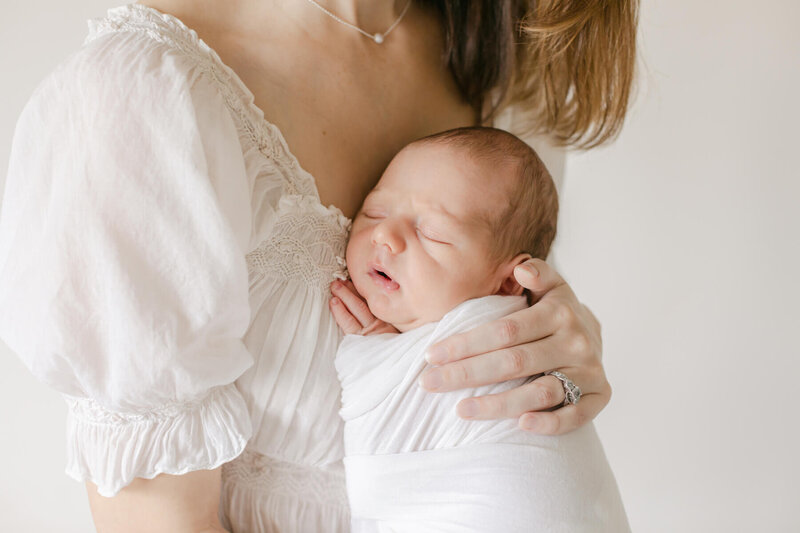 rainy-day-newborn-session-54