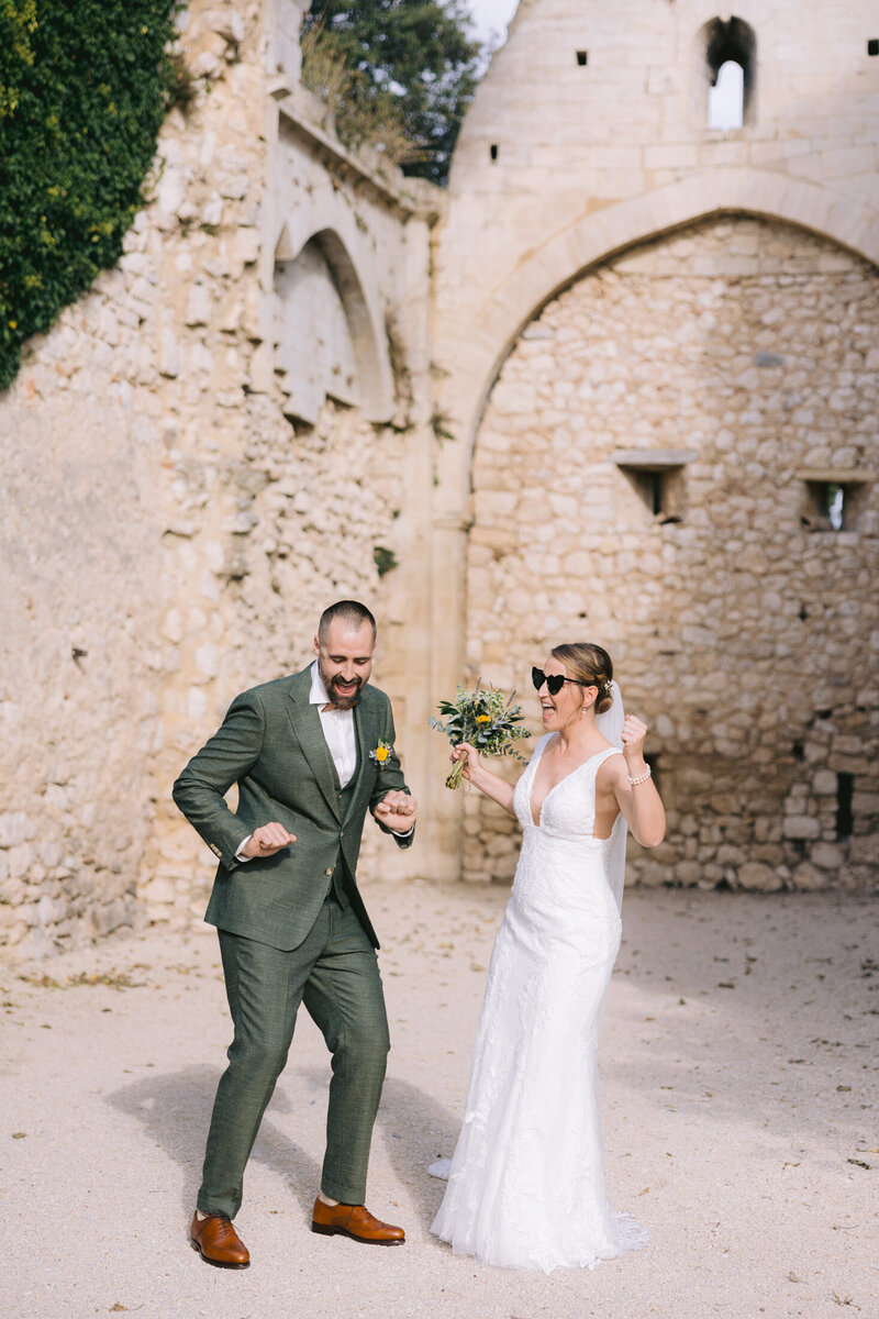 wedding photographer grignan victoria le petit-29