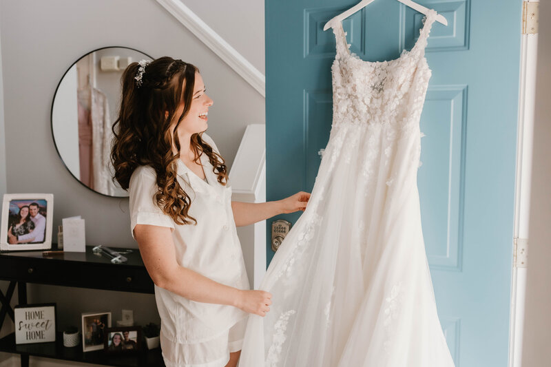 6-Makayla and Phillip - Wedding - Ann Arbor Michigan Photographer - Waldenwoods Howell