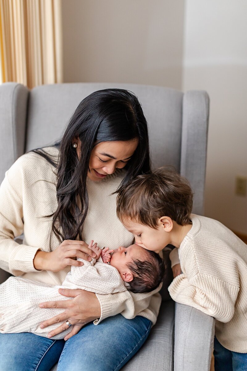 Lifestyle-Newborn-Photographer-Wheeling-West Virginia_0001