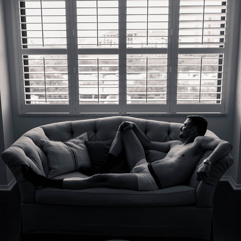 Houston Boudoir Photographer SECTION A -BW- Letter F-28