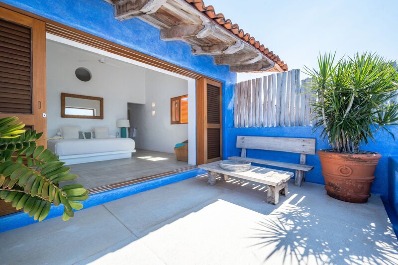04-3-4-Careyes-Mexico-Properties-Villas-Casita-Azul-Bedroom-Terrace-5866