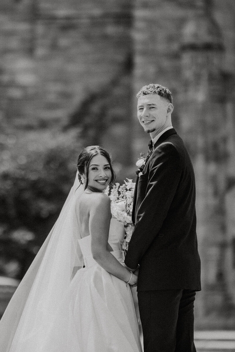 Tyde at Walnut Beach Romantic and Timeless Summer Wedding