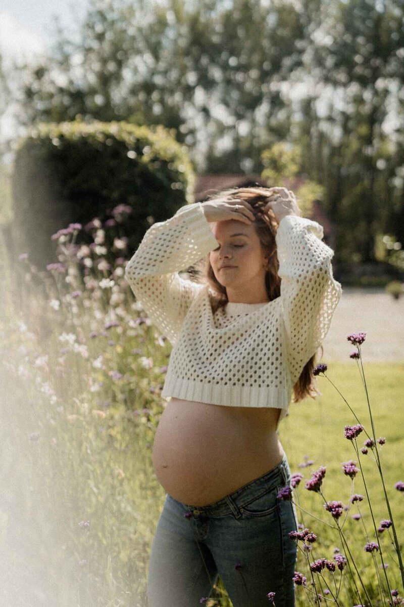 Zwangerschapsshoot oldenzaal, zwangerschapsshoot twente, fotografie zwangerschap, pregnancyshoot, BEAU À BO, pure foto's