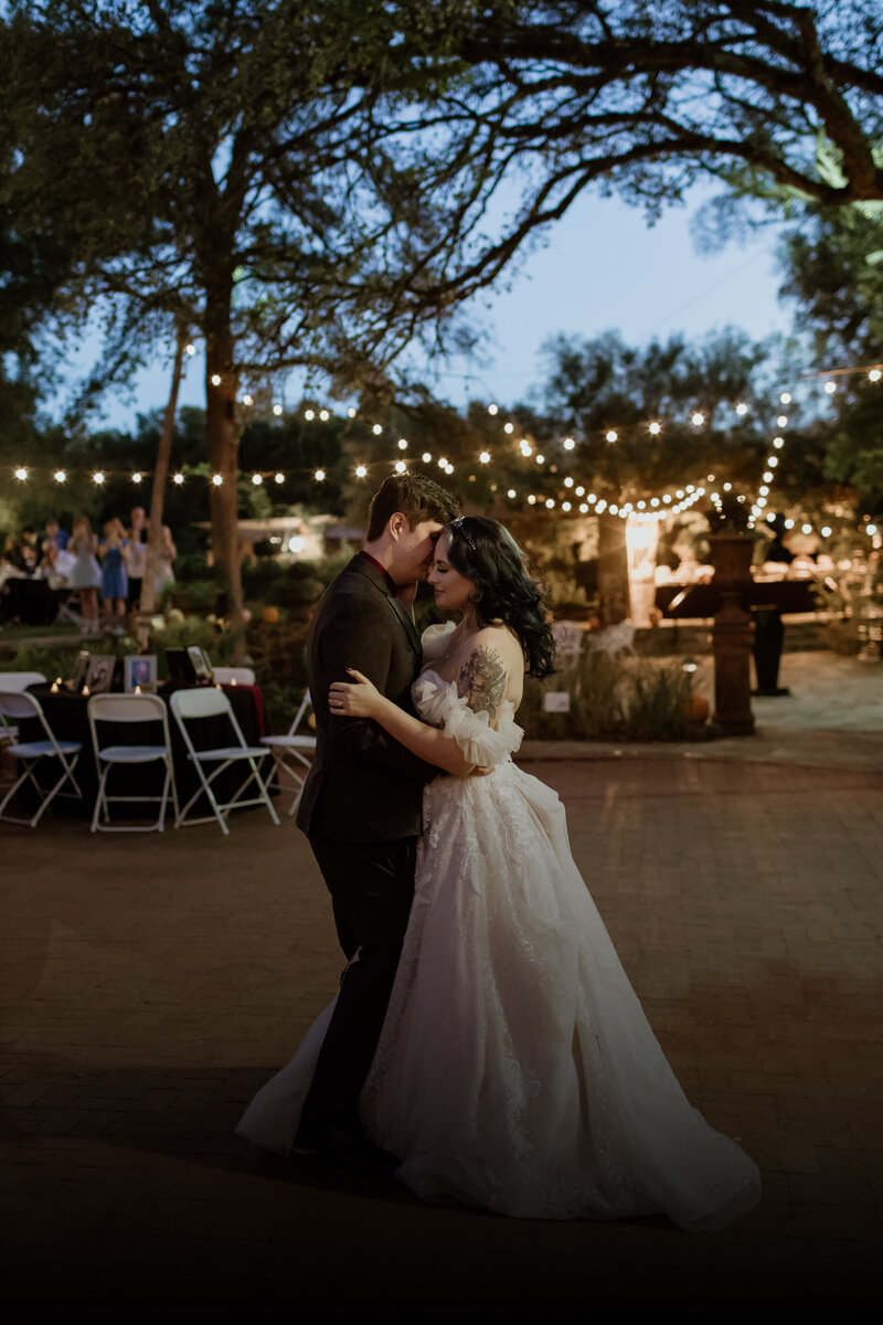 Fort-Worth-Wedding-Photographer-Megan-Christine-Studio-HeaderMobile-5
