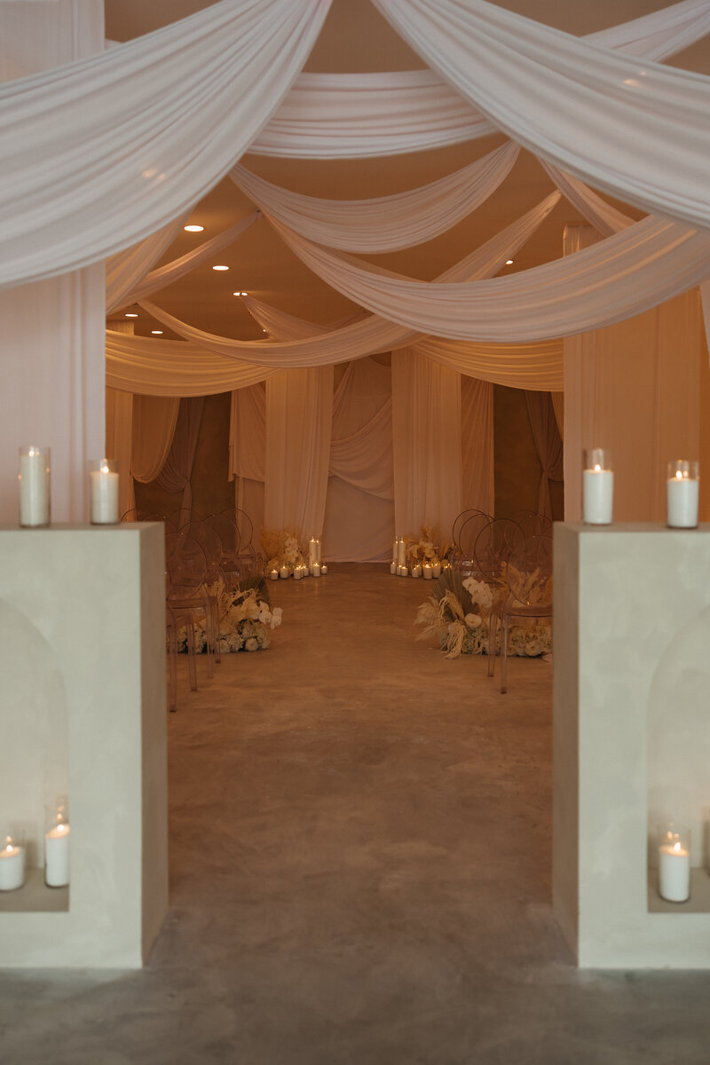 ThatChapelDowntownDrapedCeremonyVenueLasVegas26