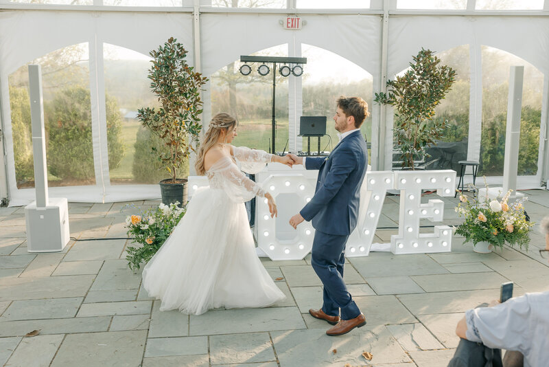 themarketatgrelenweddingcharlottesvilleweddingphotographersarahhouston-1092