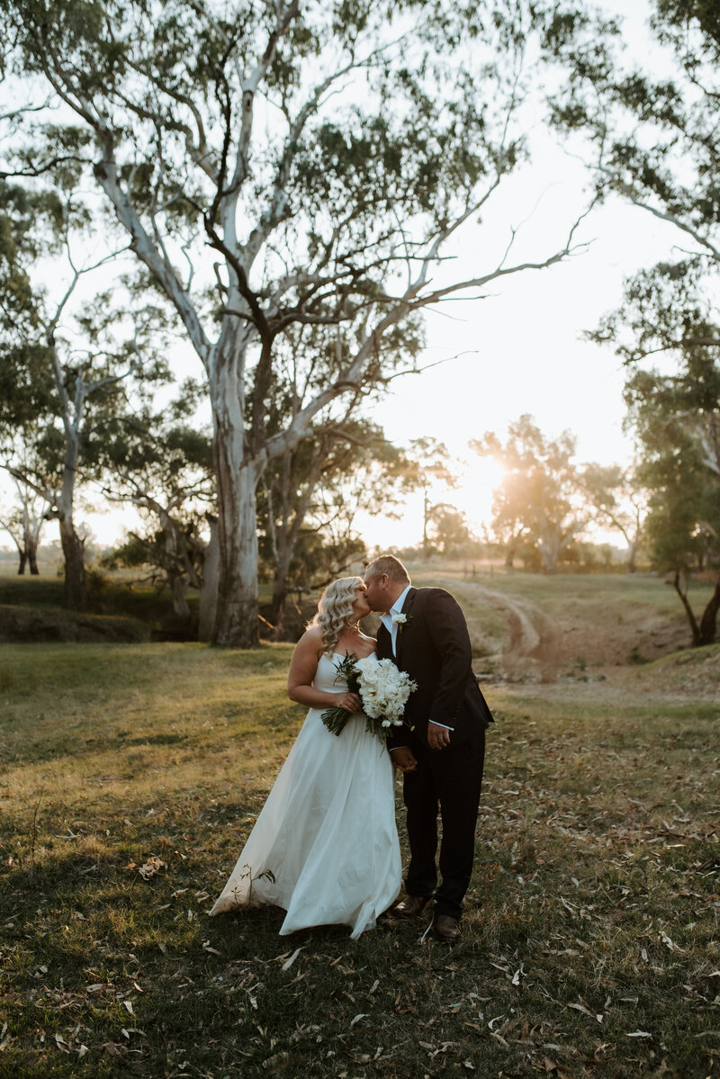 Wedding Photography Albury, Mulwala, Wagga Wagga, Milawa, Rutherglen