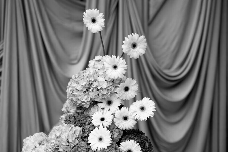 Milwaukee wedding florist