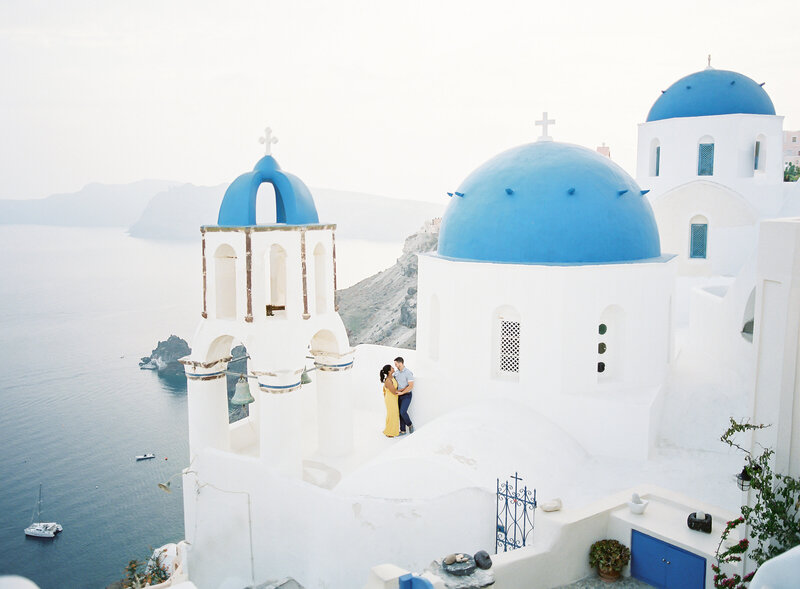 Vicki Grafton Photography Santorini Greece Pre Wedding Session Engagement Elopement Photos Fine Art Film 3