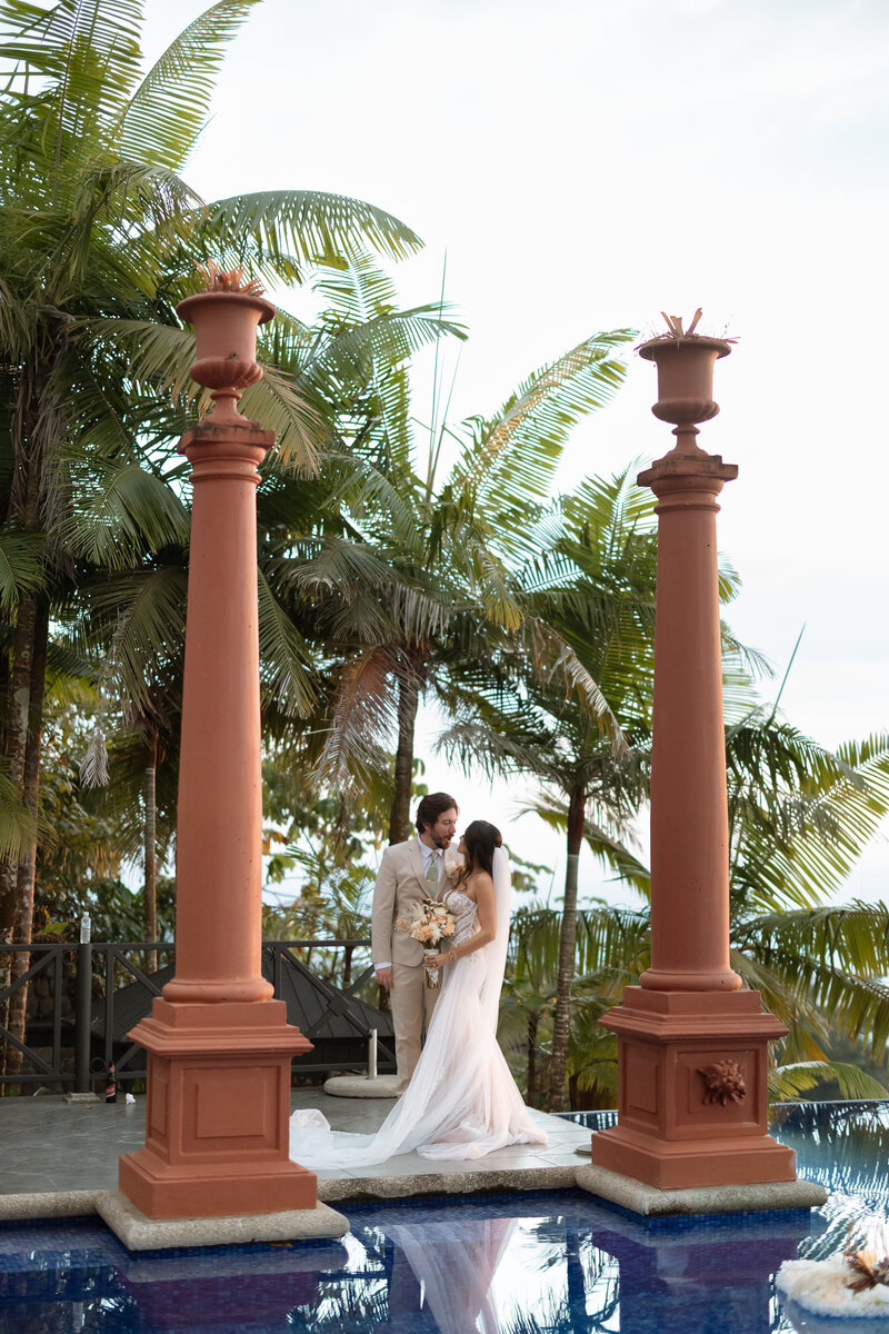 Couples' portraits photographed by The Deans Photography