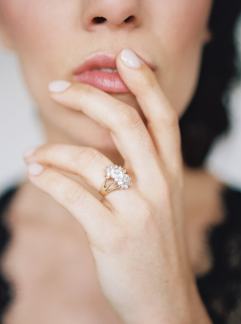 fine-art-cleveland-wedding-editorial-30