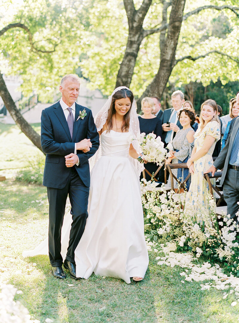 AustinOutdoorWeddingPhotographer-SophiaAndy-featherandtwine31