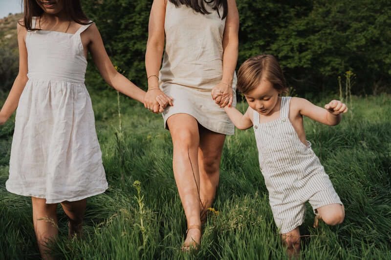 Utah wedding and family photographer capturing natural, cinematic moments for couples and families across Salt Lake, Ogden, and beyond.