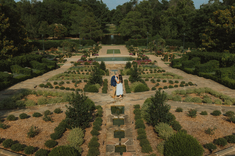 ft-worth-botanic-garden-engagement