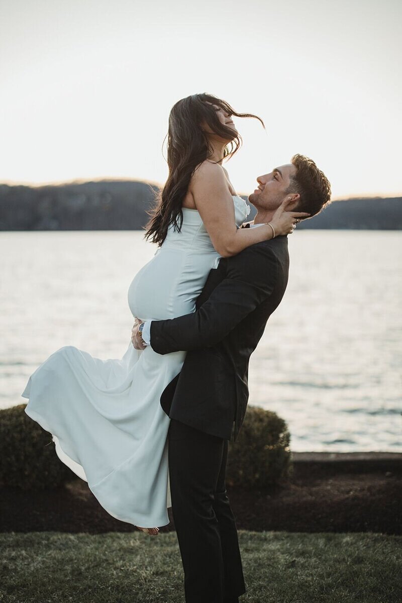 connecticut-wedding-couple-sunset