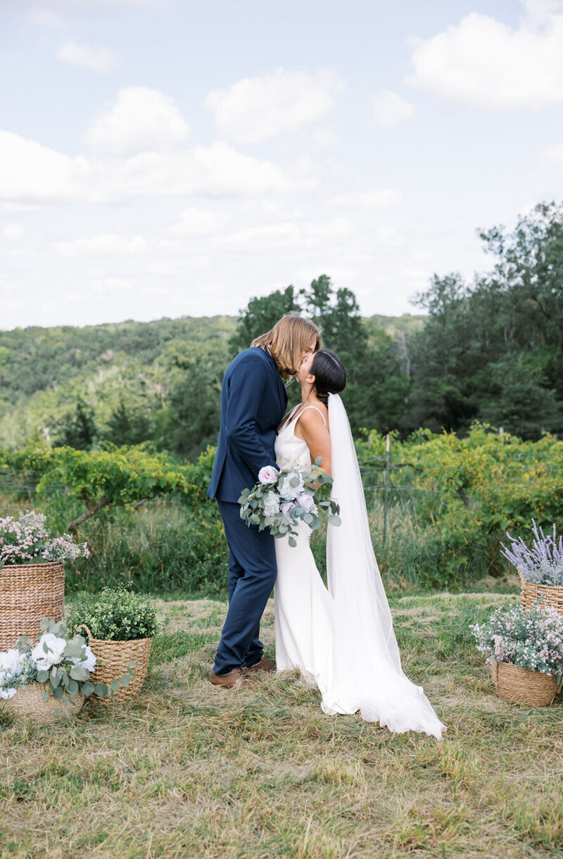 mn-wedding-photographer-kyleighdeen-9288