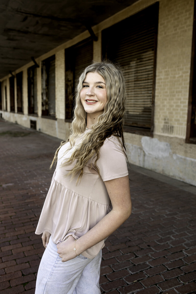 Fort Worth Senior Photographer-1V5A4477-Edit