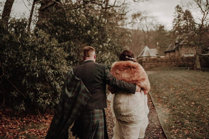 Alternative_Scotland_Wedding_Photographer_Danielle_Leslie_Photography_Glen_Tanar_Estate-66