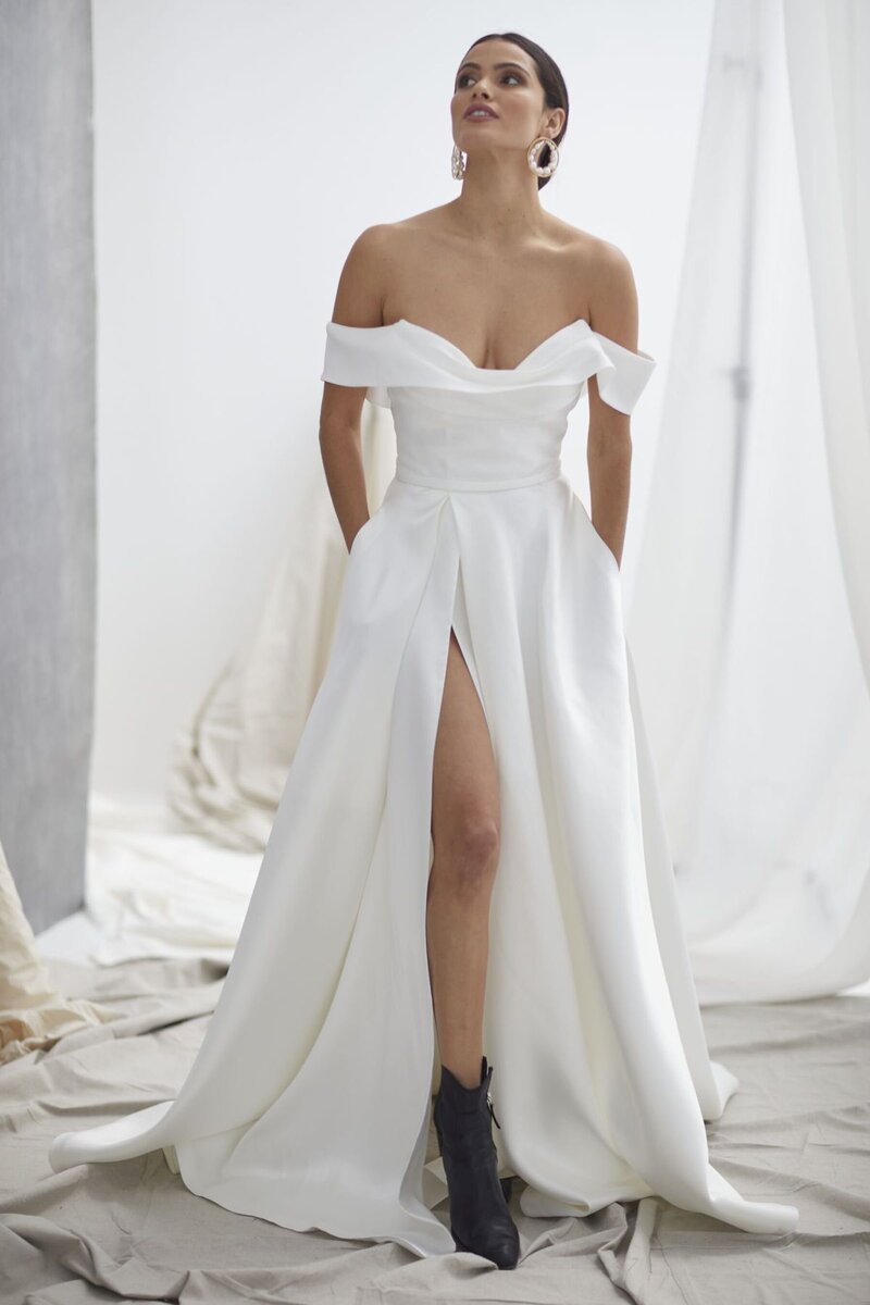 Le-Belle-V2-wedding-gown-11_0906  1800px