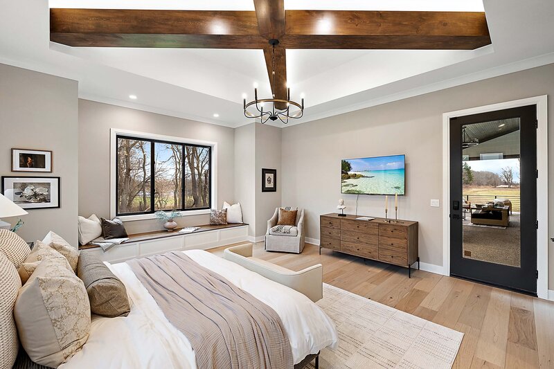 31-70802 Renata New Staging-31