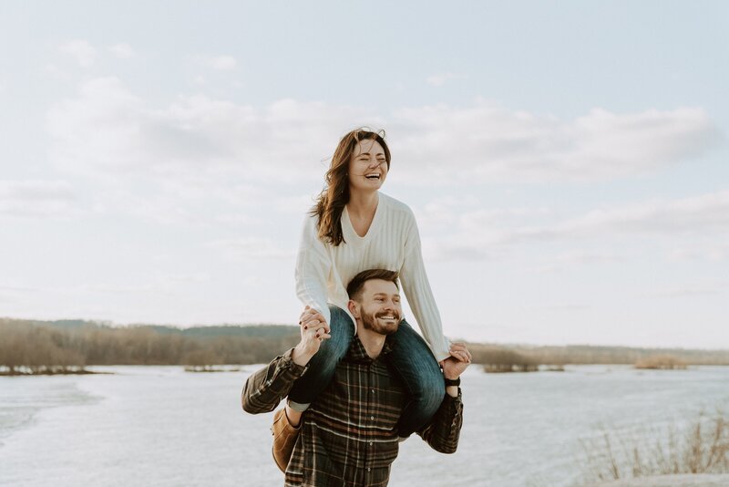 white cliffs of conoy engagement session