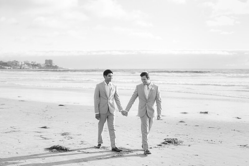 scripps-seaside-forum-lgbtq-wedding-photography-36