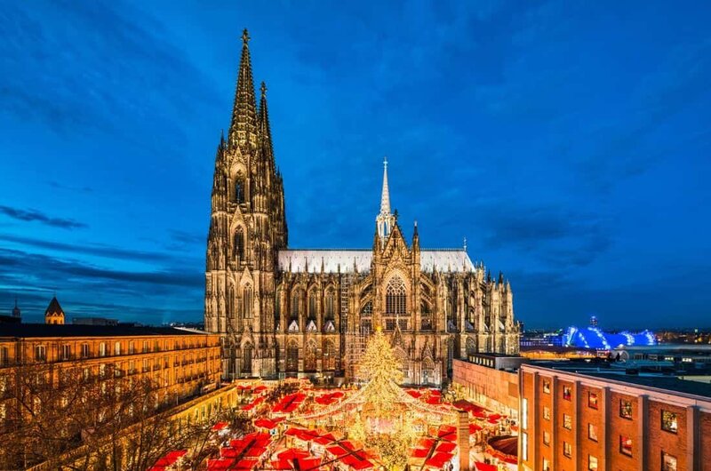 visit_christmas_markets_cologne_cathedral_2d8300b9f5