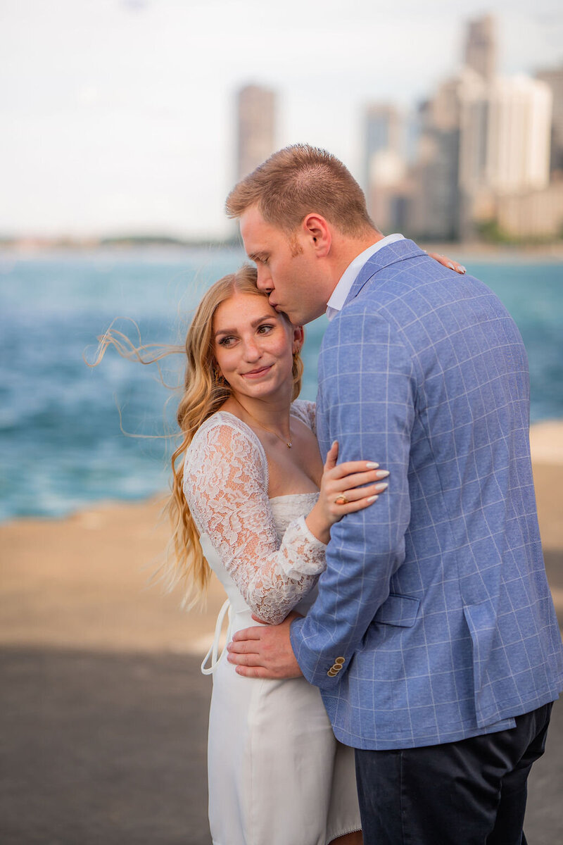chicago-sailboat-engagement-session (27)