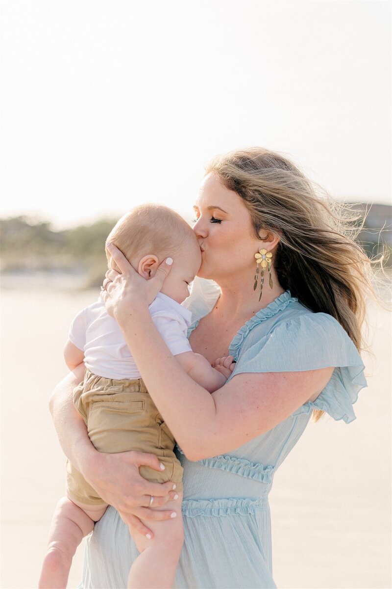 Lamp-and-light-photography-cornelius-family-session-omni-ocean-front-resort-hilton-head-beaufort-bluffton-savannah-52