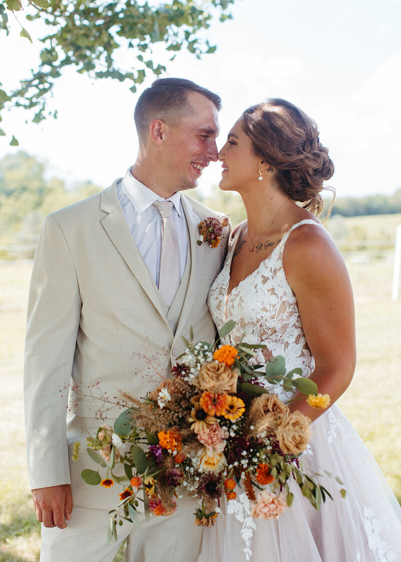 bride and groom St. Louis Wedding Photographers