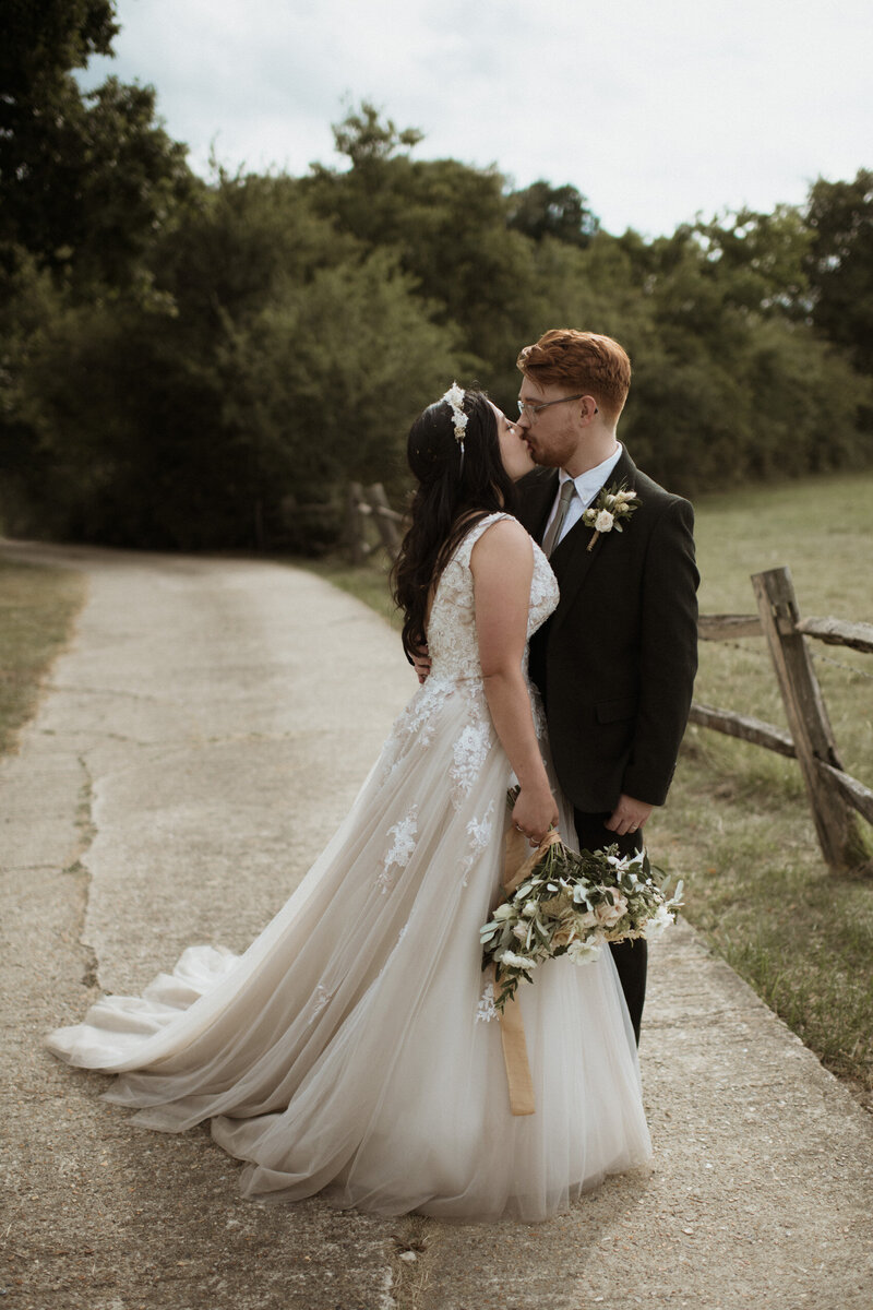 Surrey-Wedding-Photographer-521
