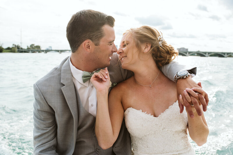couple kissing on a boat