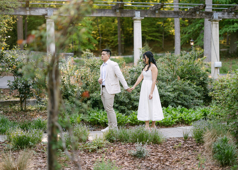Julie and Jeremy Engagement session Cator woolford gardens atlanta Renee Jael Fine Art Photography_-39