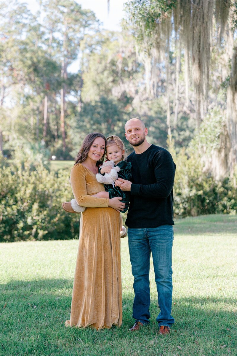 Palmetto-Bluff-Maternity-Session-Lamp-and-Light-Photography-1
