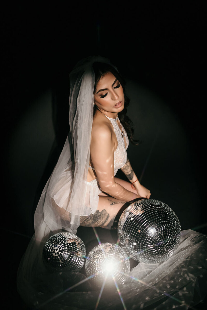 CourtneyAllisonBoudoir-EstefanyBridalBoudoir-116