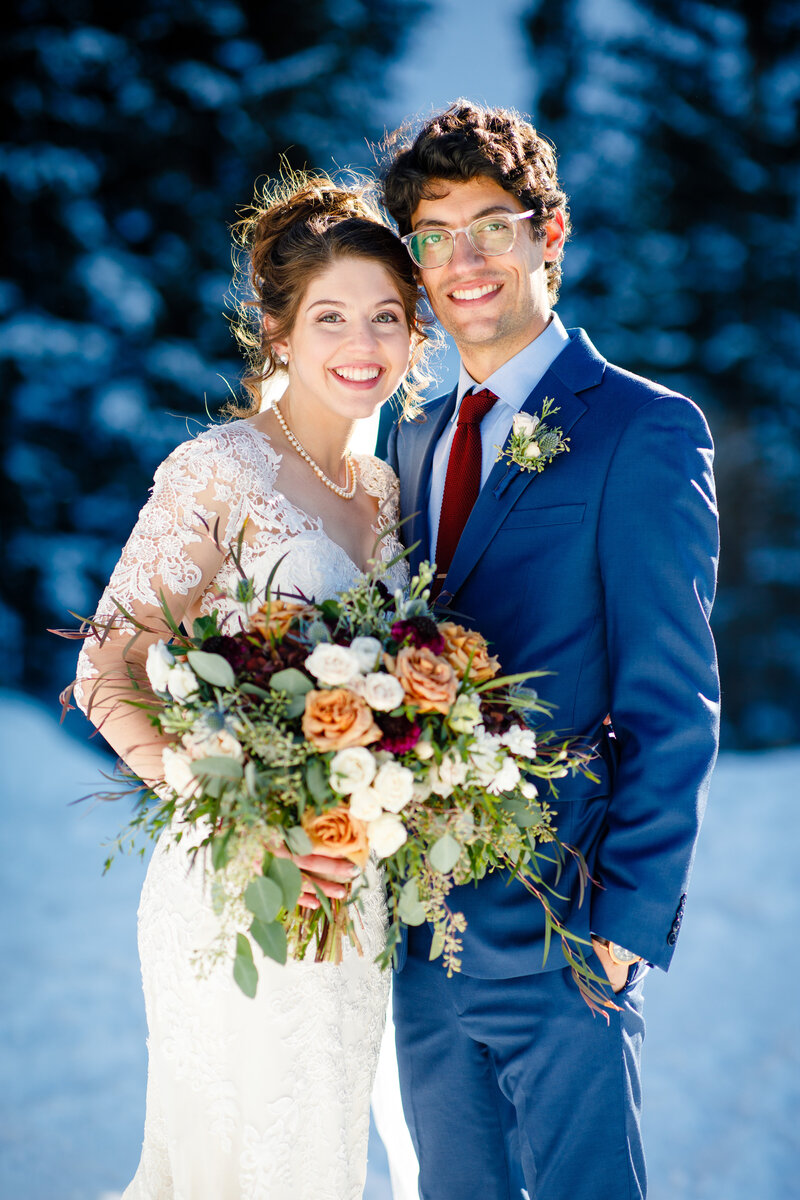 Breckenridge colorado bridal bouquet and groom