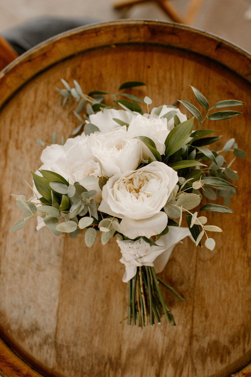 The classic floral service  for your wedding day.