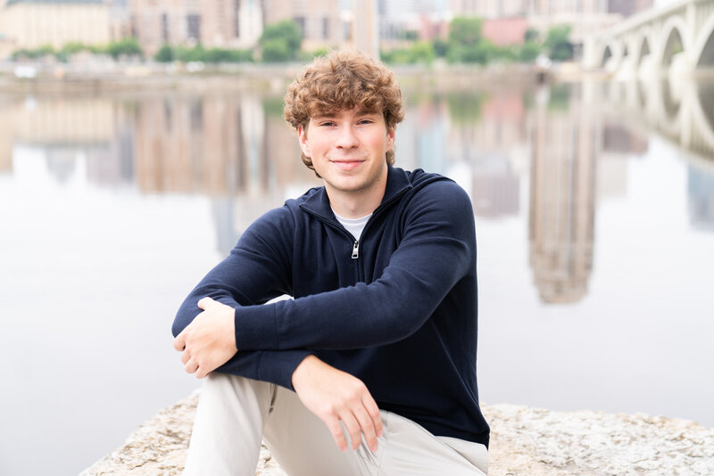 Senior picture outfit ideas for guys
