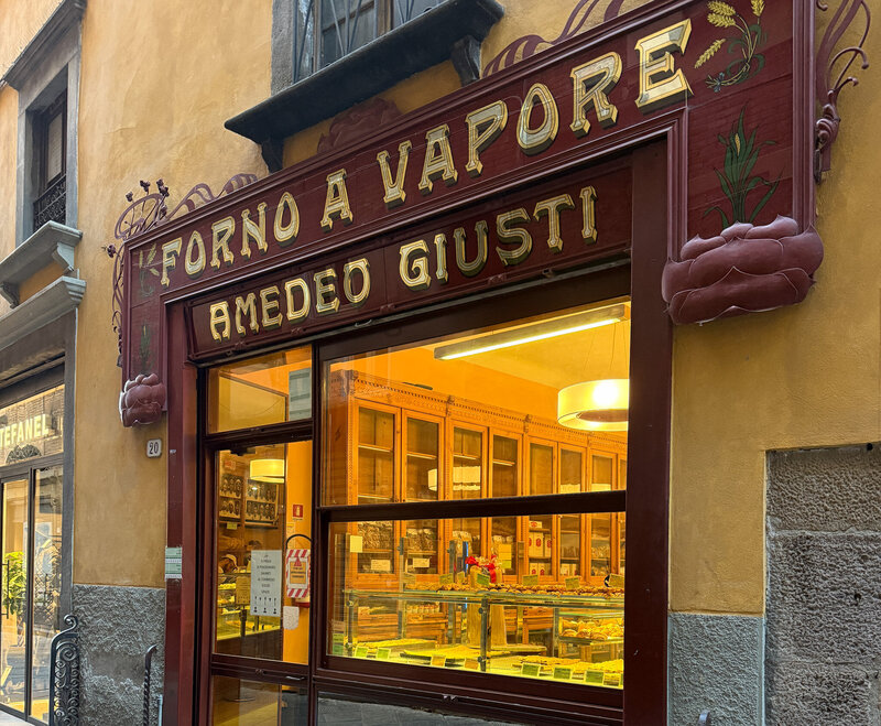Outside view at Forno a Vapore Amadeo Giusti in Lucca, Italy
