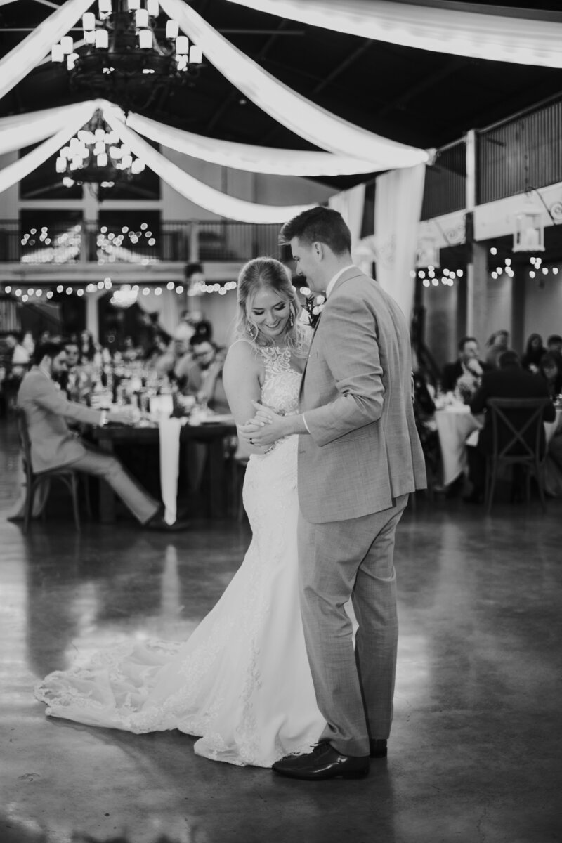 bride and groom dancing during Knoxville reception