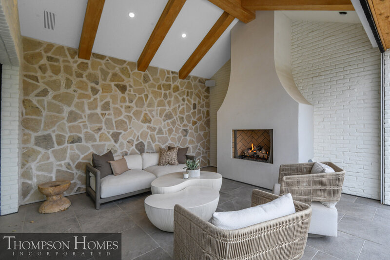 Thompson-Homes-Chateau-Moderne-Meridian-Custom-Home-Builder-27