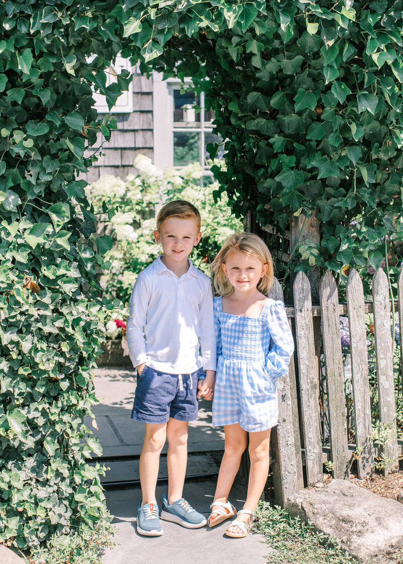 Nantucket-Ice-Cream-Portraits-Web-Erin-Belles-Photography-2025-9