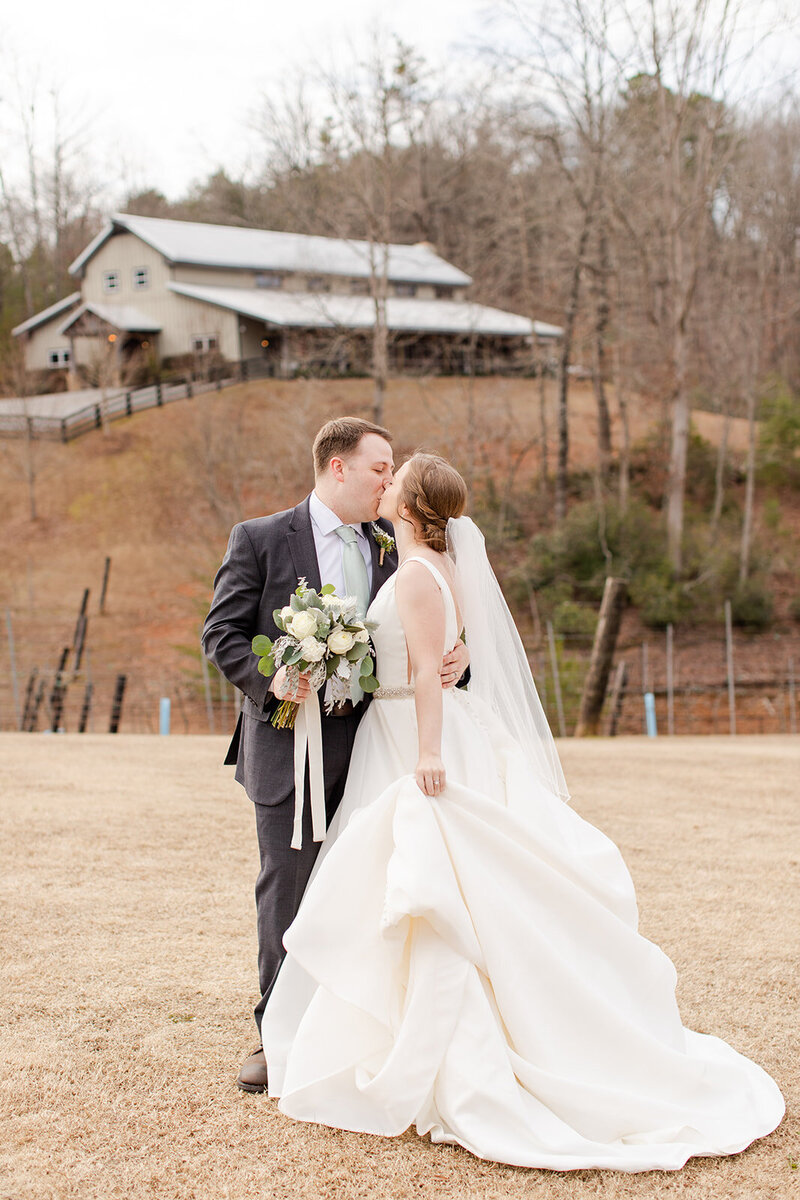 Blue Mountain Vineyards Wedding Dahlonega GA_Katelyn Shelley Photography-1 (76)