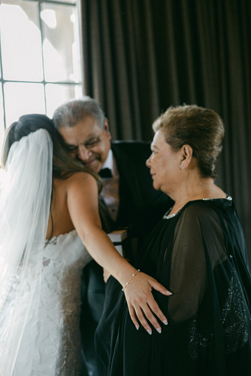 Bride First looks Tower House wedding Atlanta Wedding Photographer Renee Jael-52