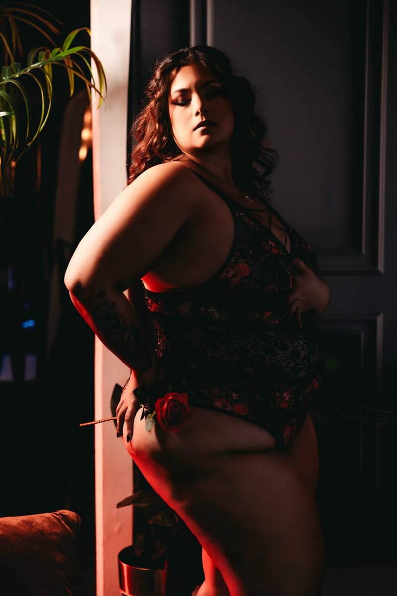 Plus size black lace rose boudoir photo by Ivory & Lace Studios in Kingman, Arizona