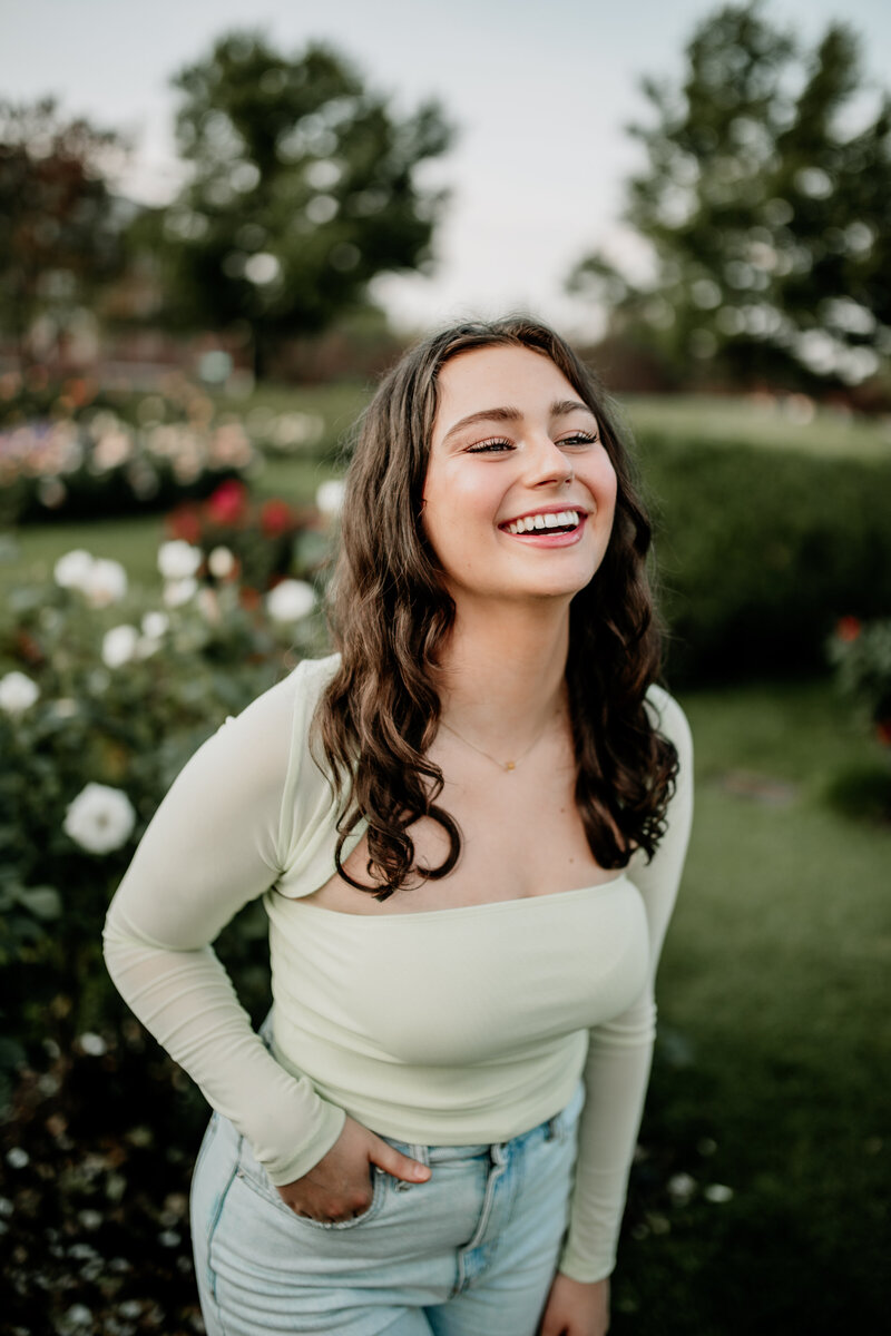 Duluth Rose Gardens senior pictures photographed by Emmie Verdell Photo