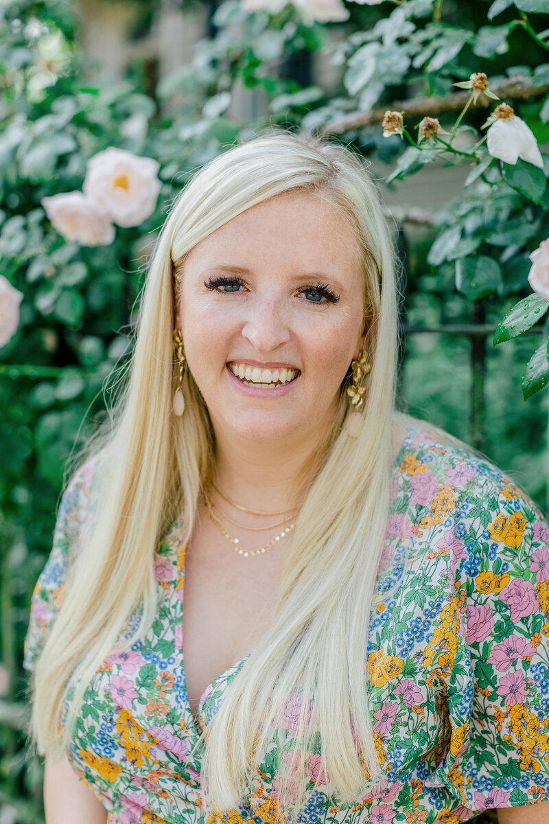 charleston based destination wedding photographer dana cubbage headshot